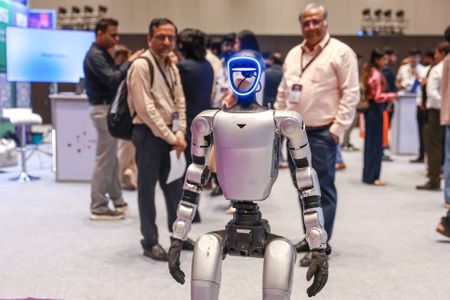 Trump administration to ban new Chinese robots and inverters, protecting US AI buildout