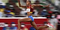 epaselect epa09385291 Yulimar Rojas of Venezuela competes in the Women's triple jump final during the Athletics events of the Tokyo 2020 Olympic Games at the Olympic Stadium in Tokyo, Japan, 01 August 2021.  EPA-EFE/CHRISTIAN BRUNA