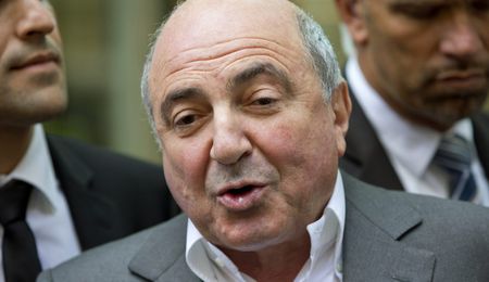 Russian roulette – Russia's Forrest Gump goes down