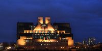 The building housing the Britain’s Secret Intelligence Service, or MI6, is seen by the river Thames in London. (Photo: EPA / Facundo Arrizabalaga) <br>