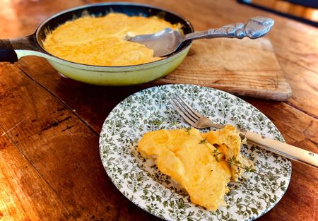 What’s cooking today: Cheesy potato breakfast pan