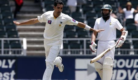 Pakistan turn heat on HotSpot