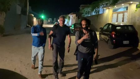 Listen: A team of journalists at gunpoint (Libya, Part 3)