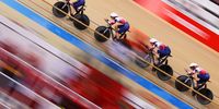 IZU, JAPAN - AUGUST 02: Josie Knight, Katie Archibald, Laura Kenny and Elinor Barker of Team Great Britain sprint during the Women's team pursuit qualifying of the Track Cycling on day 10 of the Tokyo Olympics 2021 games at Izu Velodrome on August 02, 2021 in Izu, Shizuoka, Japan. (Photo by Tim de Waele/Getty Images)