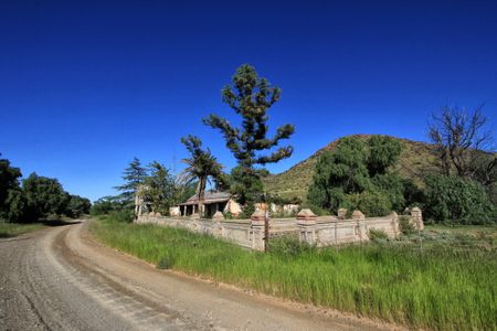 Deelfontein Siding – Once a massive military field hospital in the Karoo veld